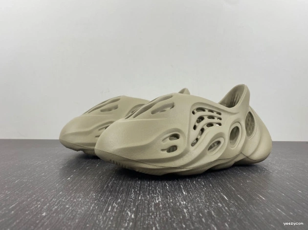 Stone GV6840 Foam RNR Yeezy Salt Adidas 1005